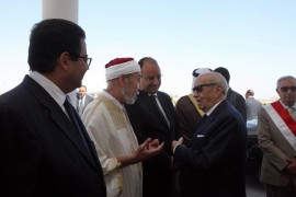 رئيس الجمهورية يواكب انطلاق الرحلة الاولى للحجيج التونسيين 9